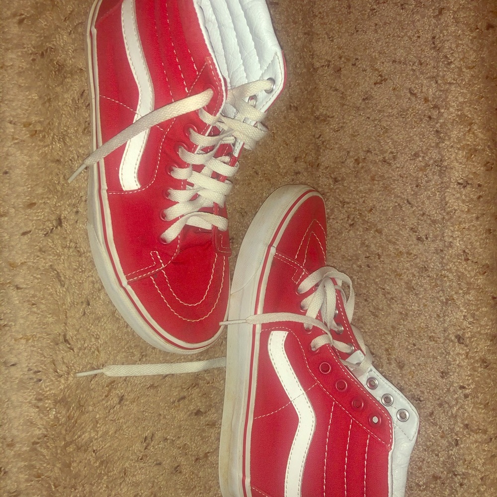 BRAND:  VANS